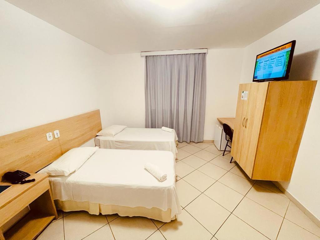 Pioneiro Hotel Teixeira de Freitas Buitenkant foto