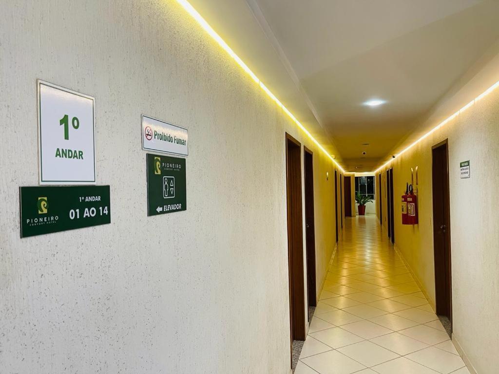 Pioneiro Hotel Teixeira de Freitas Buitenkant foto